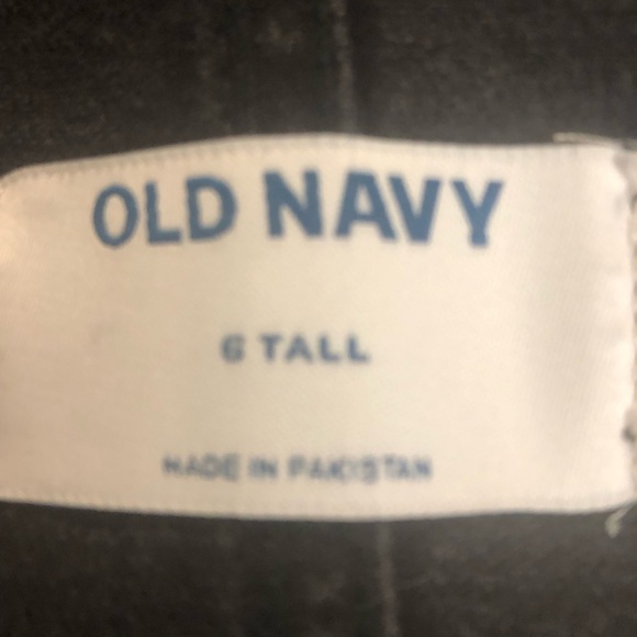 NWT Old Navy SIZE 6 TALL Distressed Festival Farmers Black Women’s Jean Overalls - Picture 15 of 15